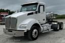 2017 Kenworth T880 Image