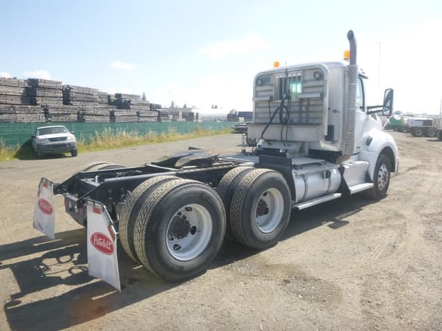 Image of Kenworth T880 equipment image 2