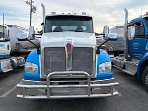 2017 Kenworth T880 Image