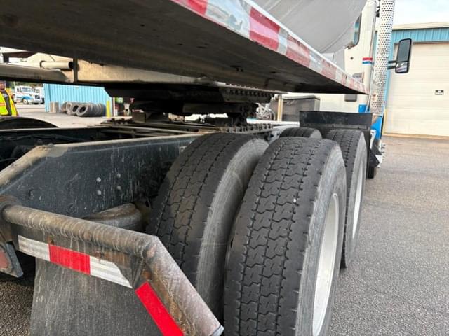 Image of Kenworth T880 equipment image 4