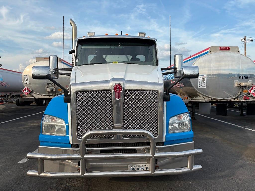 Image of Kenworth T880 Primary image