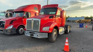 Main image Kenworth T880