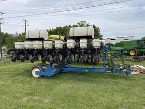 2017 Kinze 3500 Image