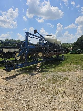 Image of Kinze 3600 equipment image 1