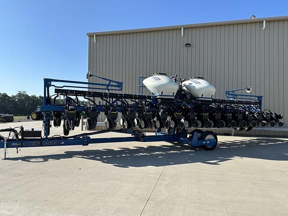 Image of Kinze 3600 Primary image