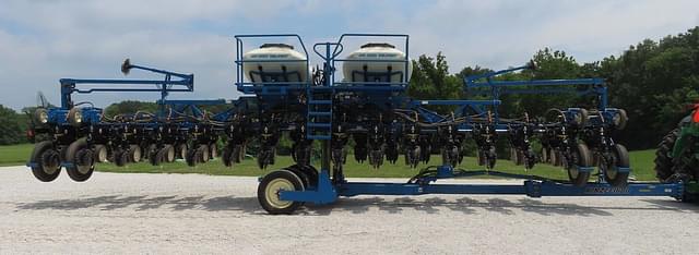 Image of Kinze 3600 equipment image 4
