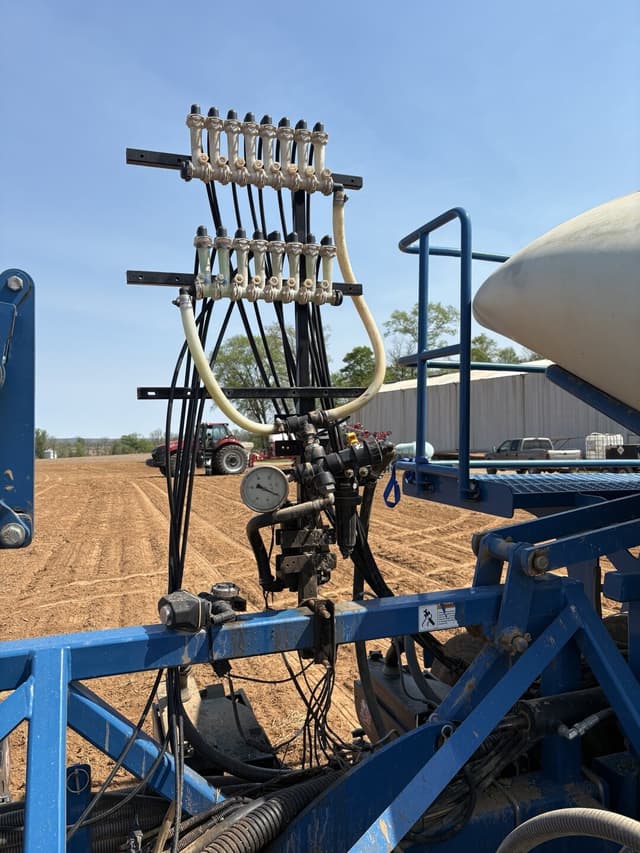 Image of Kinze 3600ASD equipment image 4