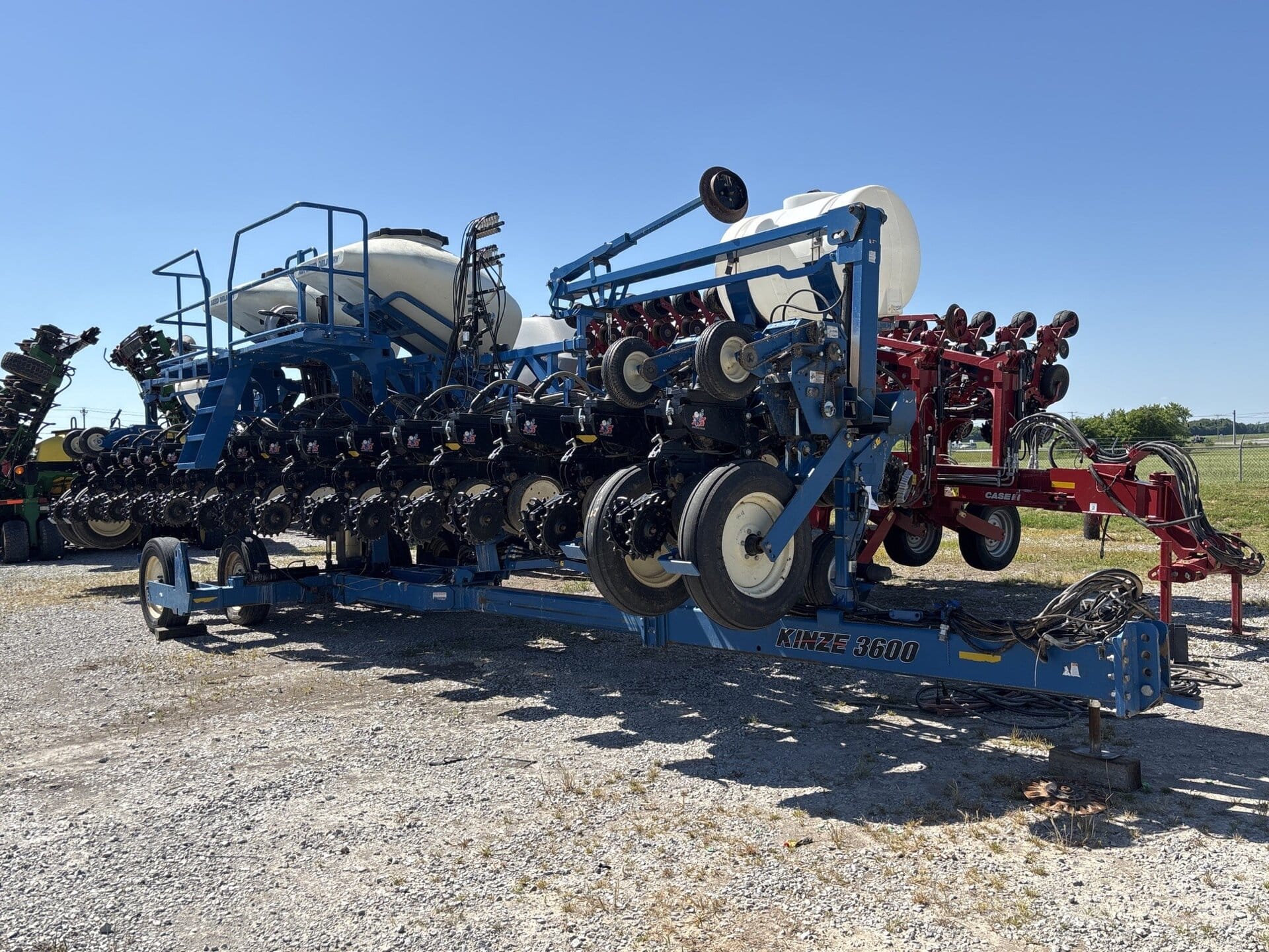 2017 Kinze 3600ASD Equipment Image0