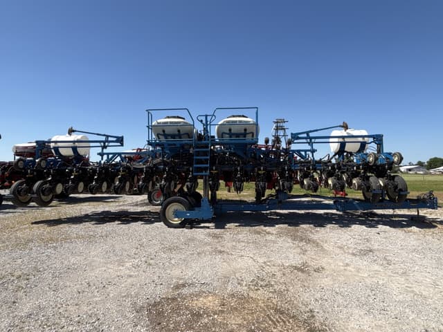 Image of Kinze 3600ASD equipment image 1