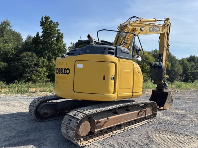 Image of Kobelco SK140 equipment image 4
