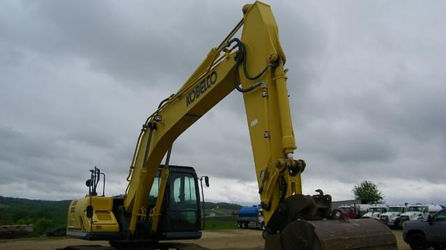 Image of Kobelco SK210LC-9 equipment image 4