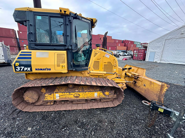 Image of Komatsu D37PX equipment image 4
