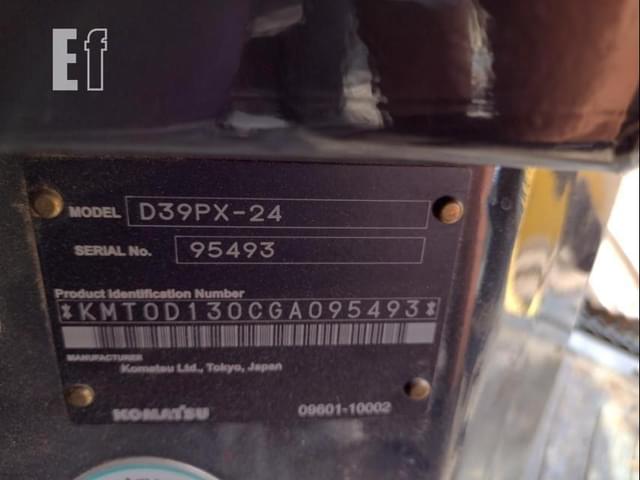 Image of Komatsu D39PX-24 equipment image 4