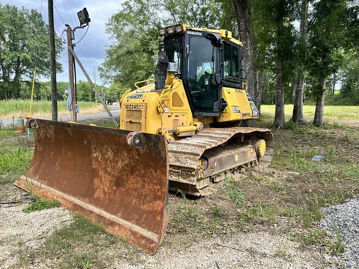 2017 Komatsu D51PX-24 Equipment Image0