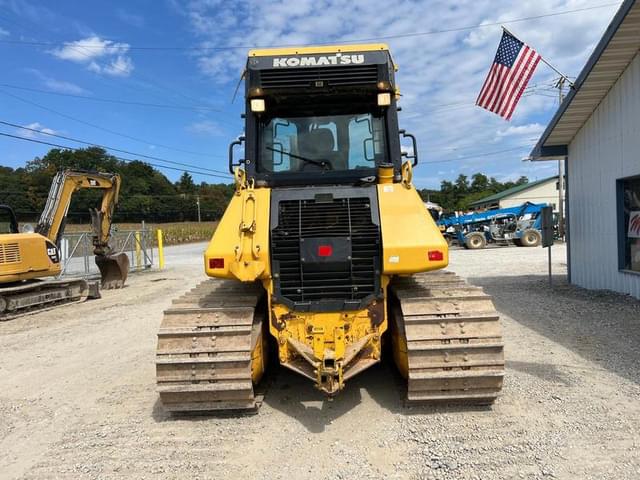 Image of Komatsu D51PX-24 equipment image 3