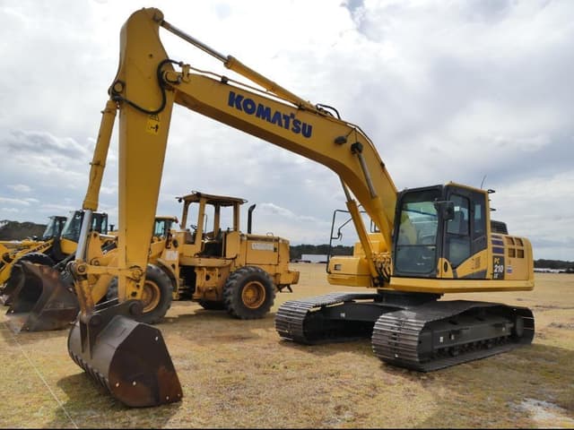 Image of Komatsu PC210LC equipment image 1