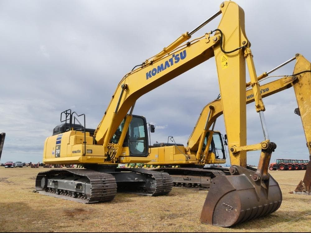Image of Komatsu PC210LC Primary image