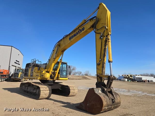 Image of Komatsu PC490LC-11 equipment image 2