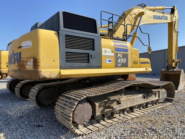 Image of Komatsu PC490LC-11 equipment image 2