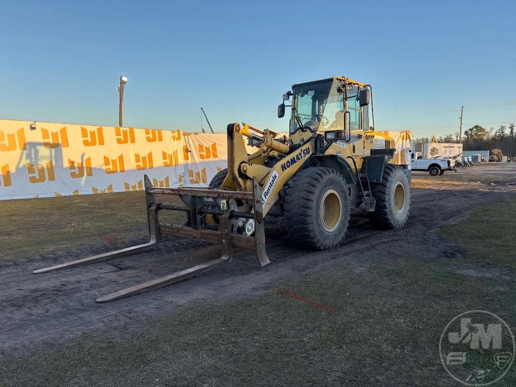 Image of Komatsu WA200-7 Primary image