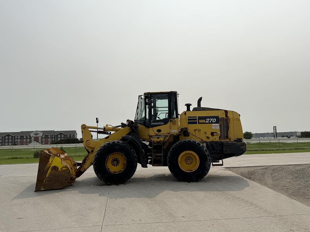 Image of Komatsu WA270 Primary image