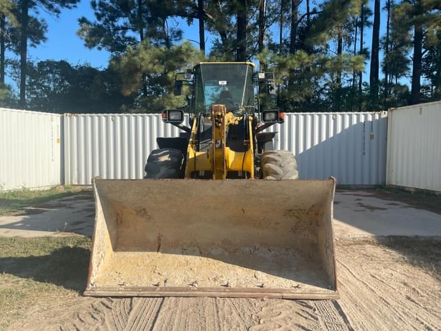 Image of Komatsu WA270 equipment image 1
