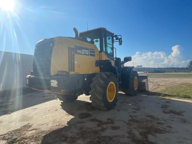 Image of Komatsu WA270 equipment image 4