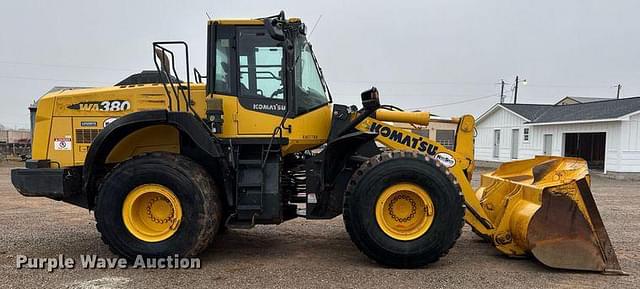 Image of Komatsu WA380-8 equipment image 3