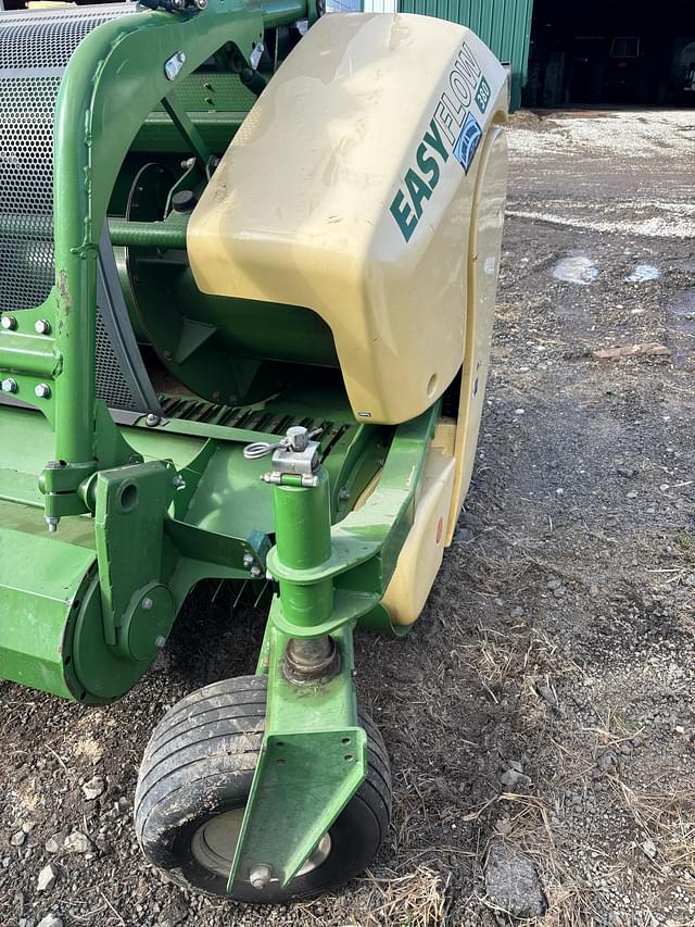 Image of Krone Easy Flow 380 equipment image 3