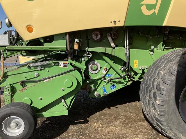 Image of Krone Comprima V180XC equipment image 4