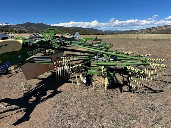 Image of Krone Swadro TC880 equipment image 4
