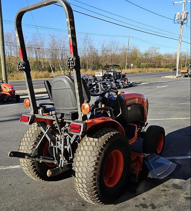 Image of Kubota B2601HSD equipment image 2