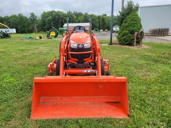 Image of Kubota B2650 equipment image 2