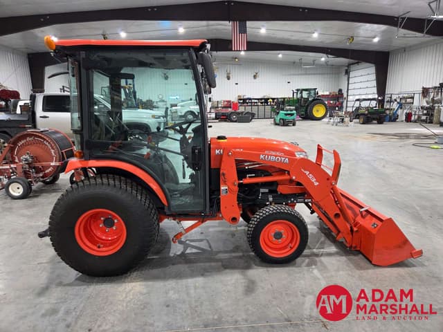 Image of Kubota B2650HSD equipment image 2