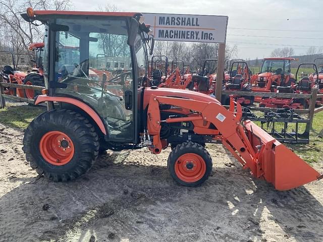 Image of Kubota B2650 equipment image 3