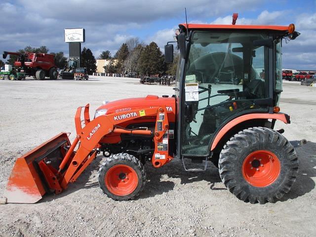 Image of Kubota B3350 equipment image 2