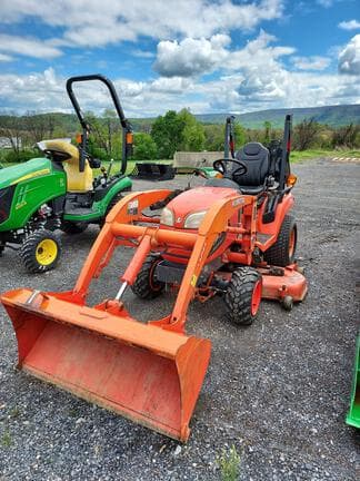 Image of Kubota BX2370 equipment image 1