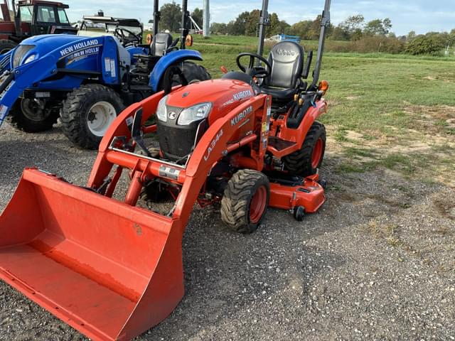 Image of Kubota BX2380 equipment image 3