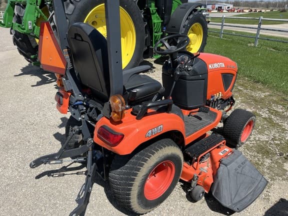 Image of Kubota BX2380 equipment image 2