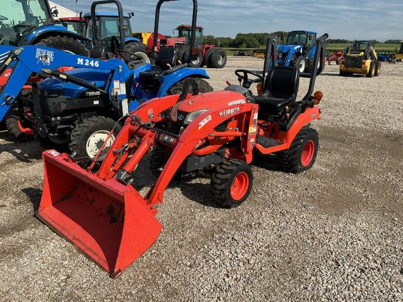 2017 Kubota BX2380 Equipment Image0