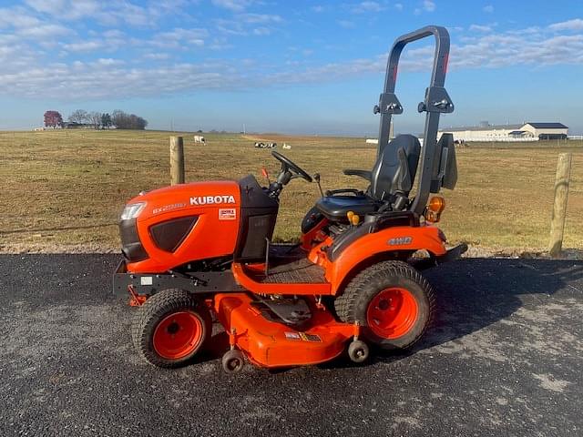 Image of Kubota BX2380 equipment image 1