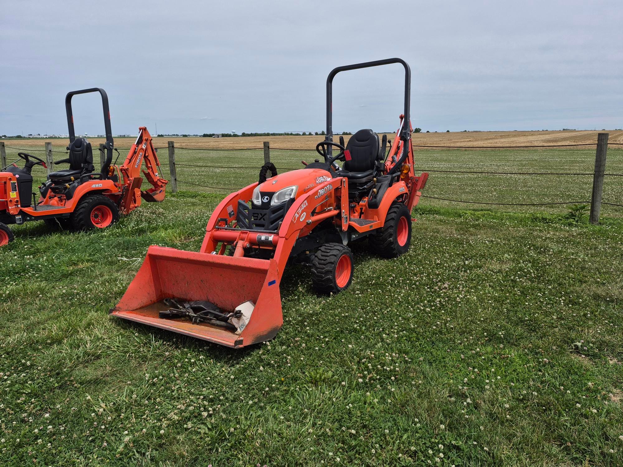 2017 Kubota BX23SLSB-R Equipment Image0