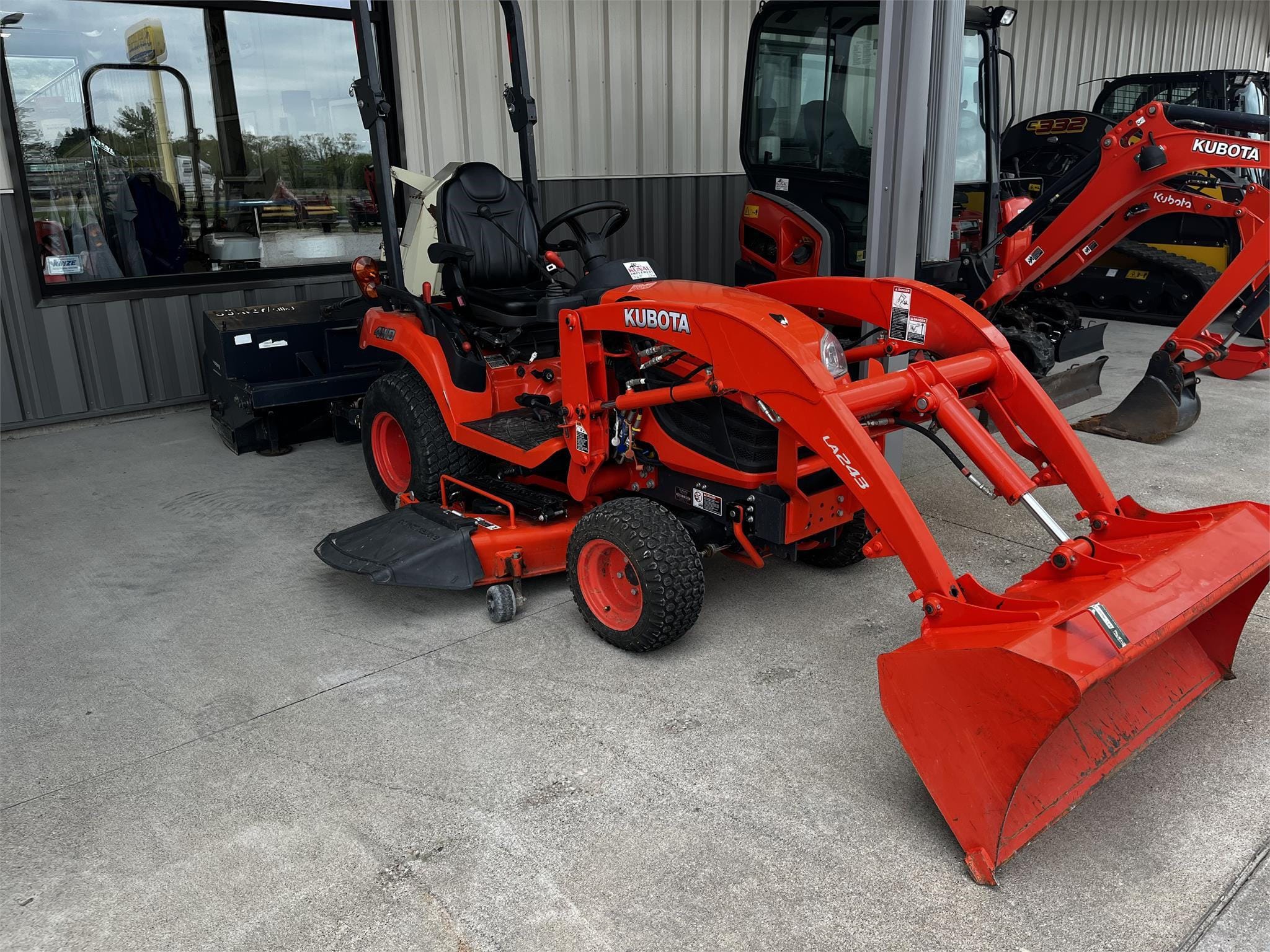 2017 Kubota BX2670 Equipment Image0