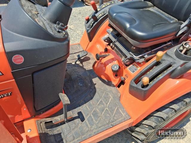 Image of Kubota BX2670 equipment image 1