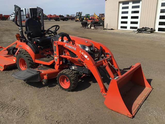 Image of Kubota BX2680 equipment image 2