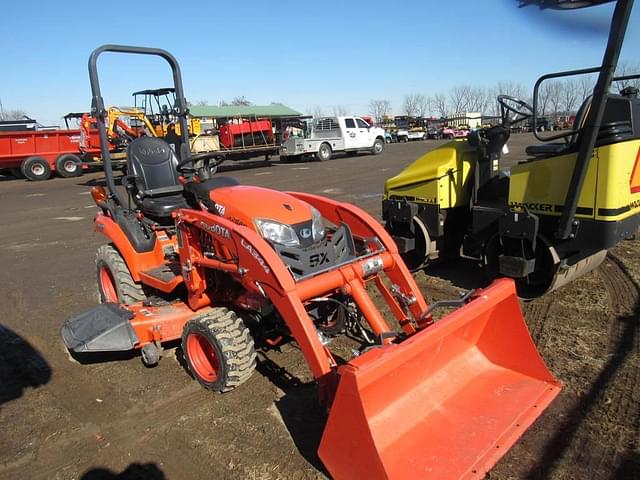 Image of Kubota BX2680 equipment image 4