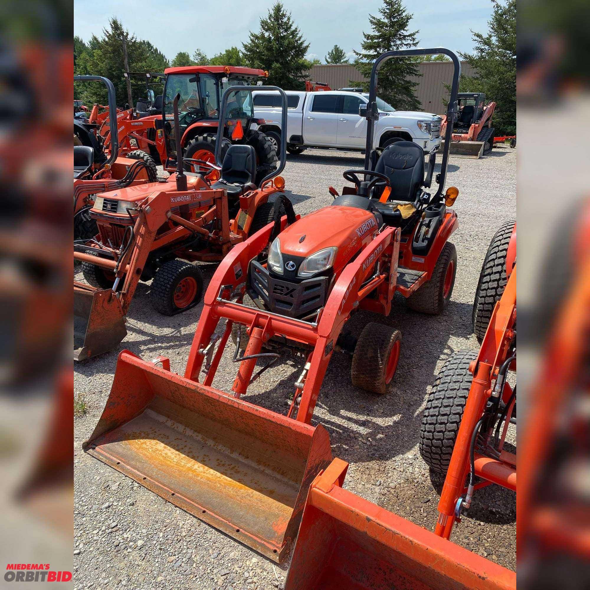 Main image Kubota BX2680