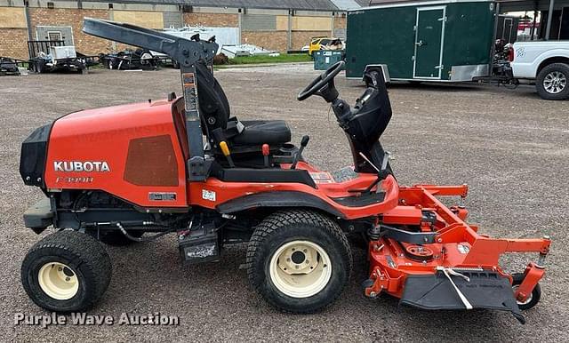 Image of Kubota F3990 equipment image 3