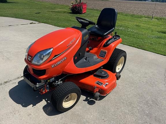Image of Kubota GR2120 equipment image 4