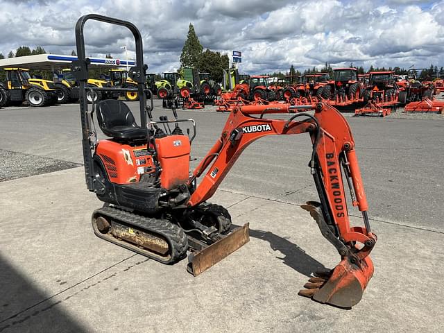 Image of Kubota K008-3 equipment image 3